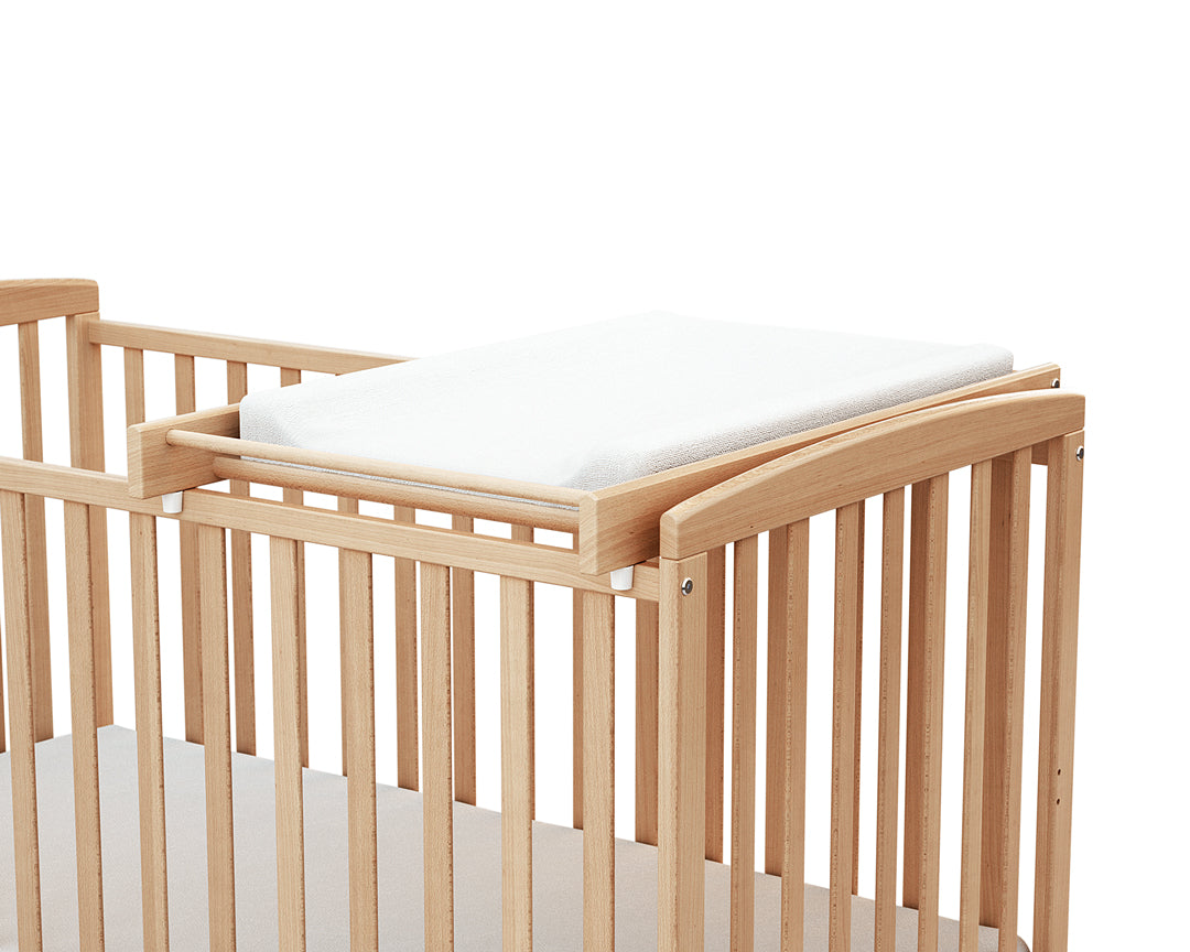 ESSENTIEL Grand plan à langer amovible en bois (matelas inclus)